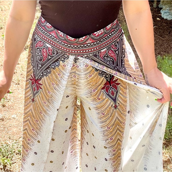Bohemian Hippie Flowy Wide Leg Pants With Overlay - Picture 5 of 6